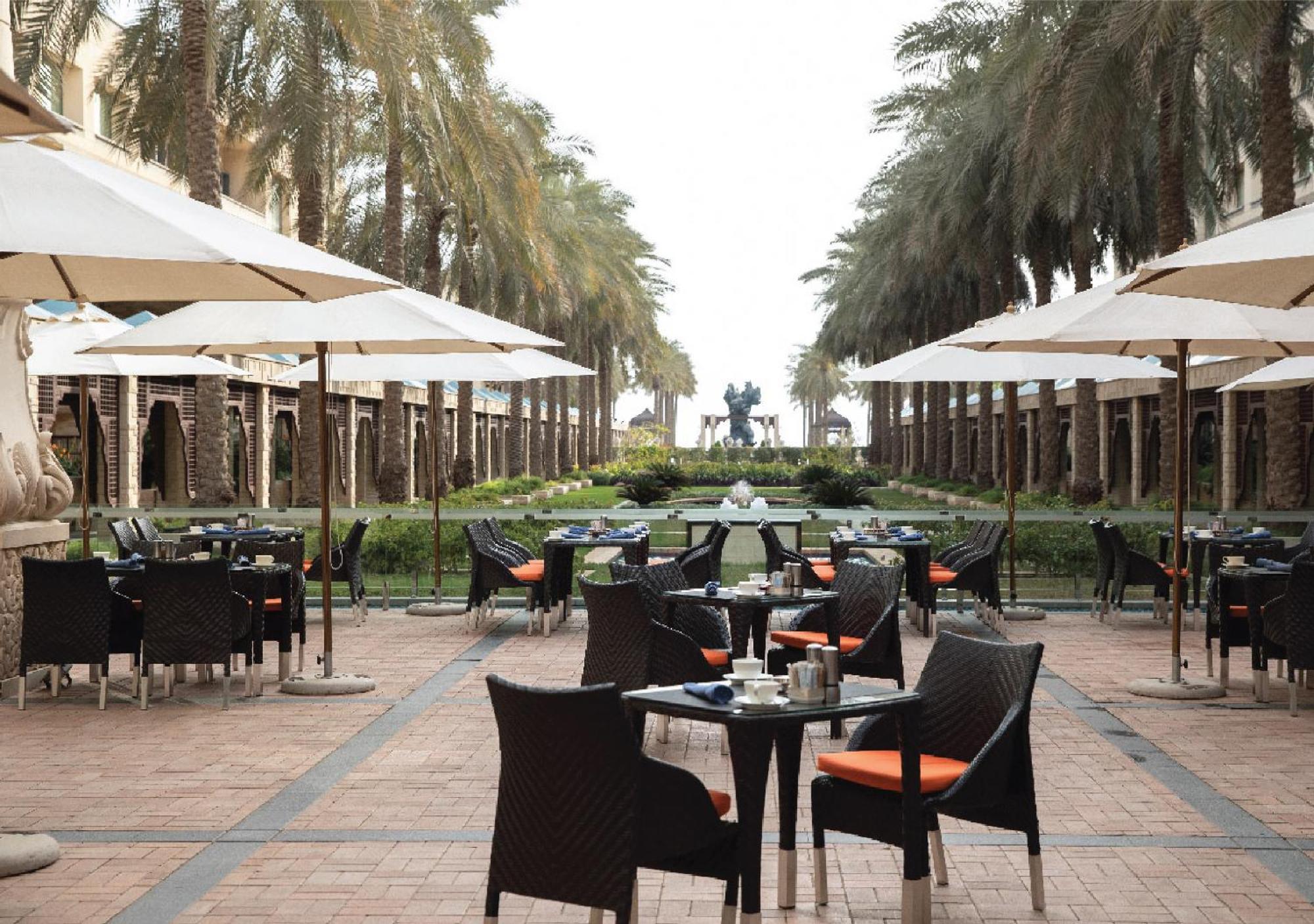 Jumeirah Messilah Beach Kuwait Kuwait City Eksteriør bilde The Palm Beach Cafe