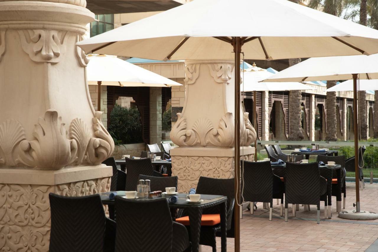 Jumeirah Messilah Beach Kuwait Kuwait City Eksteriør bilde The Terrace